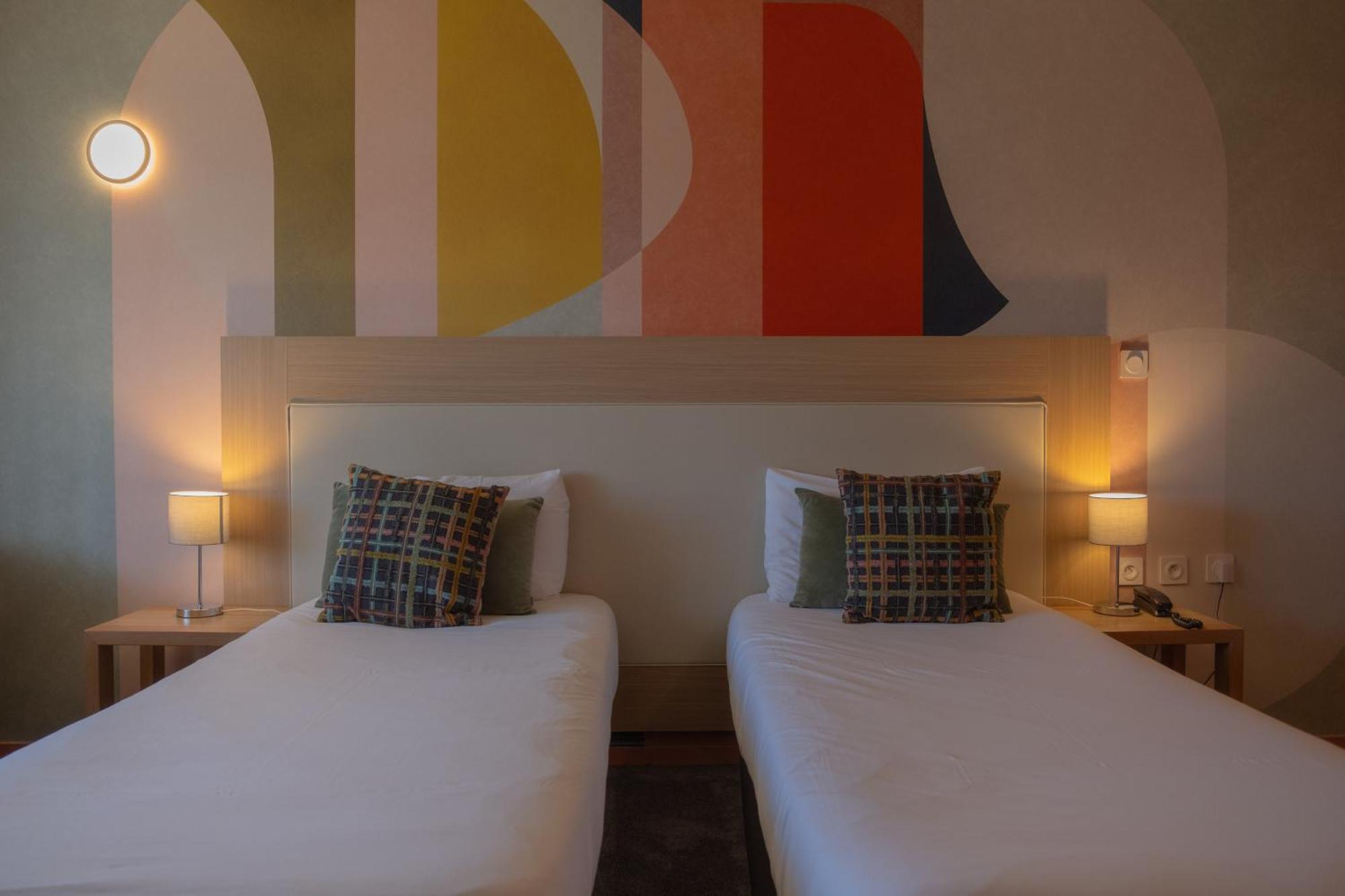 โฮเต็ล*** แอนด์ สปา วาก็องซ์ เบลอ วีลา มาร์ลิออซ Hotel อิกซ์เลส์แบ็งส์ ภายนอก รูปภาพ