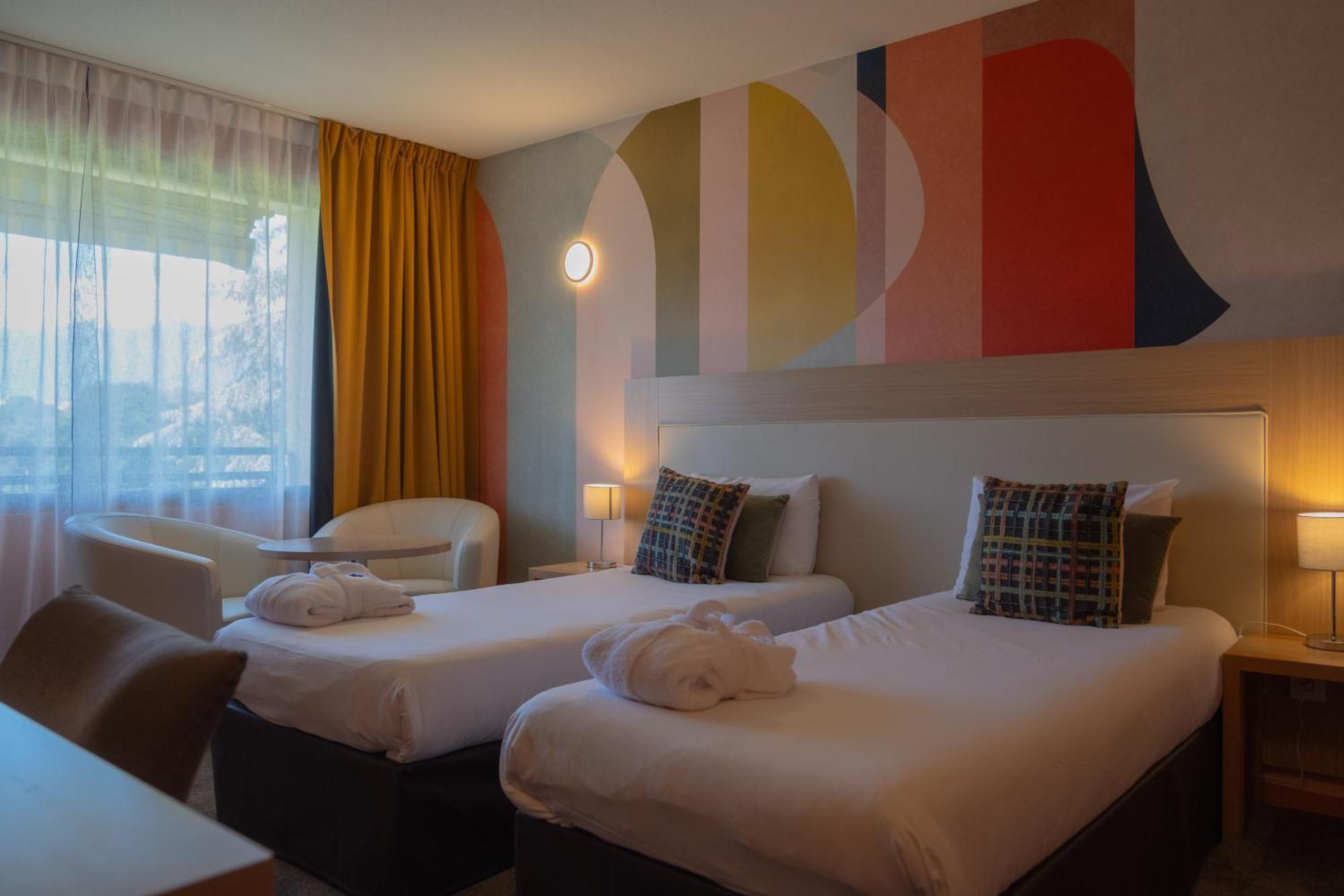 โฮเต็ล*** แอนด์ สปา วาก็องซ์ เบลอ วีลา มาร์ลิออซ Hotel อิกซ์เลส์แบ็งส์ ภายนอก รูปภาพ